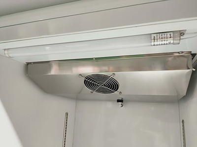 Verstelbare industriële koelapparatuur met dubbele airbagdichting en universele wielen met hoge sterkte 6