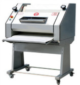 Niet-klevend oppervlakspanning 220V/380V Commerciële bakkerij Keukenapparatuur Baguette Moulder