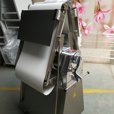 6.5 kg Maximaal deeggewicht Keuken kookapparatuur met 0,5-38 mm rolreguleringsbereik