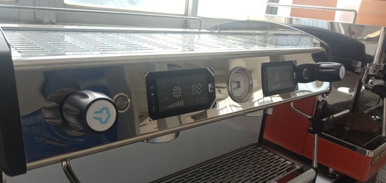 G.W 70kg Commerciële hotelapparatuur 698*600*580 mm Dual-purpose mechanisch paneel zonder oliefilter Elektronisch besturen V