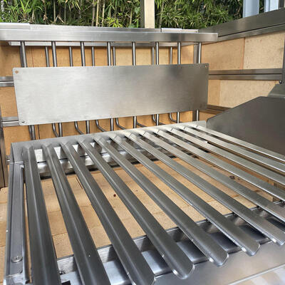 Zwaar uitgevoerde grote commerciële houtskoolkip-grillmachine voor restaurantcatering