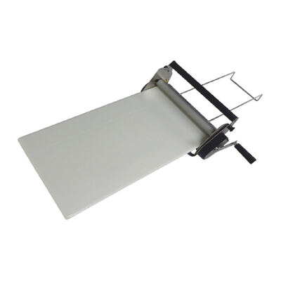 Commerciële Pizza Deeg Roller. Industrieel Bakkersapparaat voor allerlei soorten Pizza Deeg (Maïs / Noten / Melk Flour Mix)