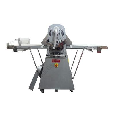 Commerciële roestvrijstalen duurzame tribune Voedseldeeg Sheeter Industrieel tribunetype Bakkerijapparatuur Roestvrij staal automatische deegsheeter