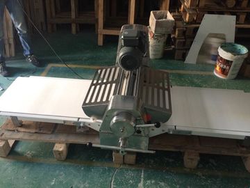 Van het Deegsheeter van de lijstbovenkant van de de Machine het Multifunctionele Bakkerij Rolling Deeg Sheeter