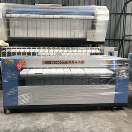 Van het de Wasserijmateriaal van het hotellinnen van de het Linnen Vlakke Pers Automatische het Strijken van Ironer Machine